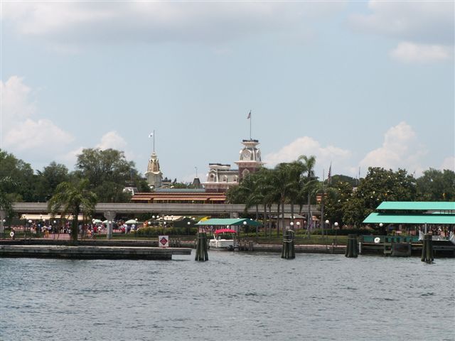 WDW06-15-07 022 (49K)