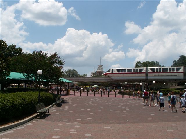 WDW06-15-07 024 (54K)