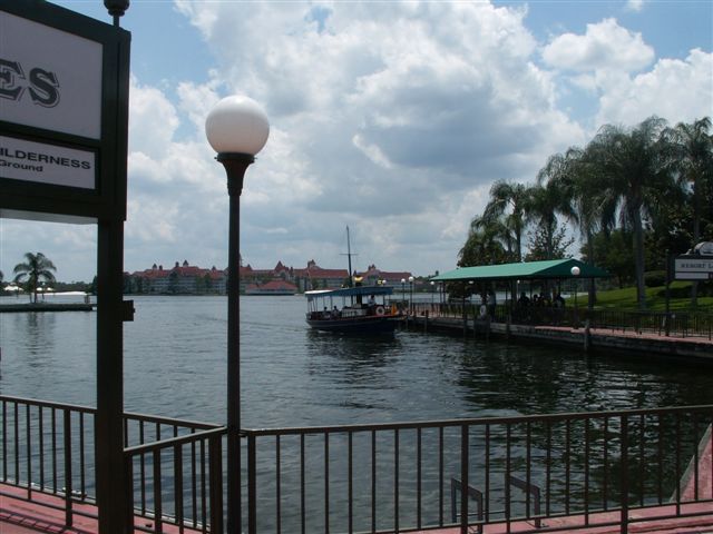 WDW06-15-07 026 (59K)