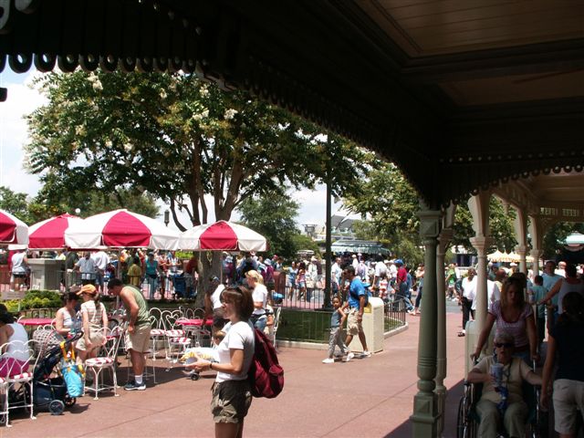 WDW06-15-07 031 (82K)