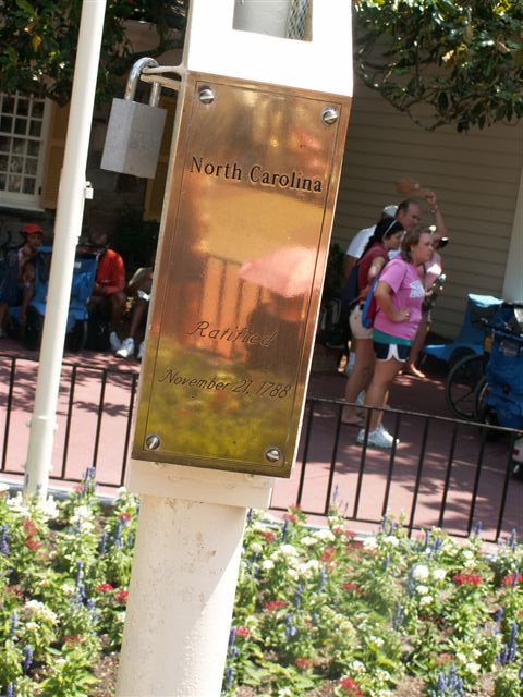 WDW06-15-07 050 (75K)