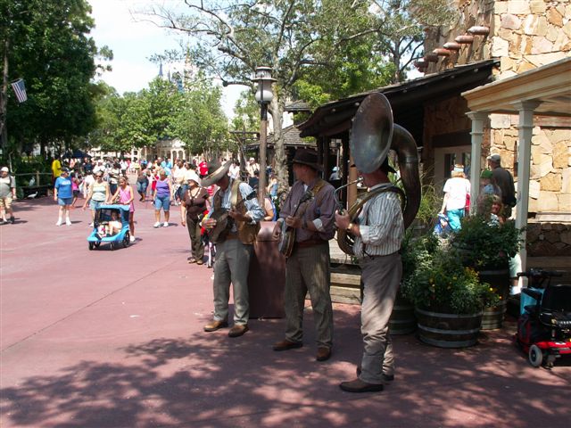 WDW06-15-07 070 (86K)