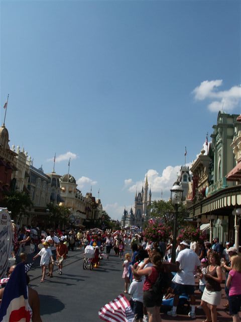 WDW06-15-07 087 (48K)