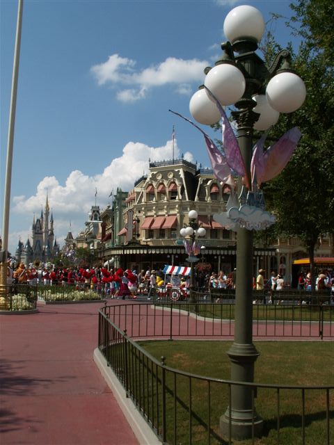 WDW06-15-07 093 (61K)