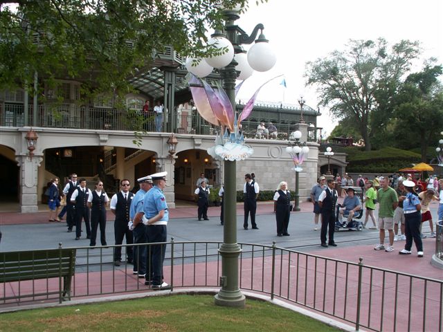 WDW06-15-07 131 (82K)