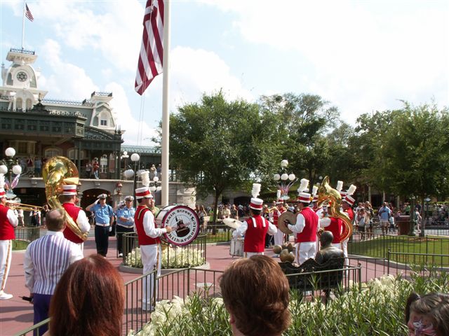 WDW06-15-07 140 (81K)