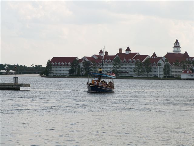 WDW06-15-07 153 (49K)