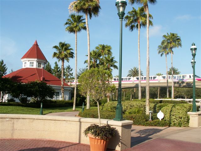 wdw-06-16-07 043 (73K)