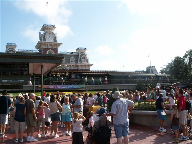 wdw-06-16-07 105 (59K)