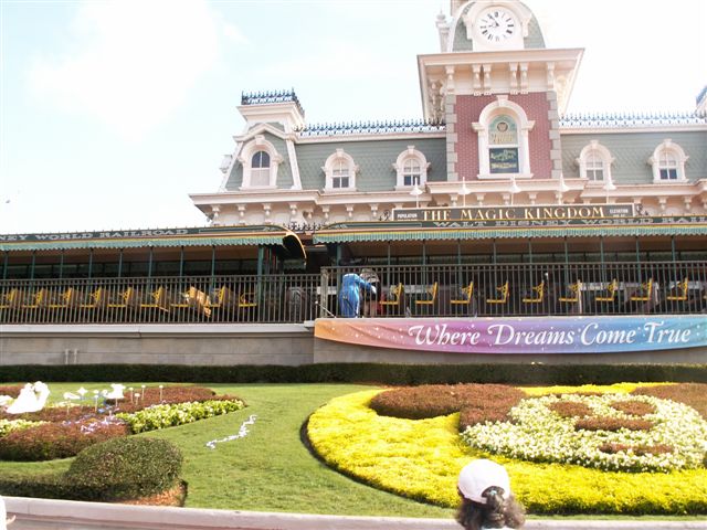 wdw-06-16-07 114 (75K)