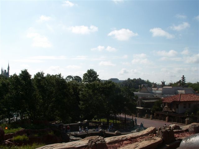 wdw-06-16-07 138 (43K)