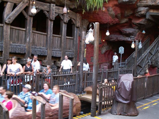 wdw-06-16-07 155 (79K)