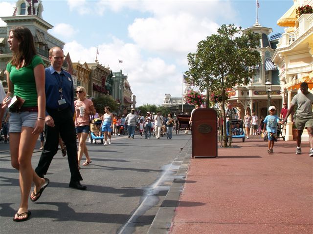 wdw-06-16-07 176 (73K)