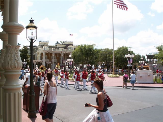 wdw-06-16-07 210 (60K)