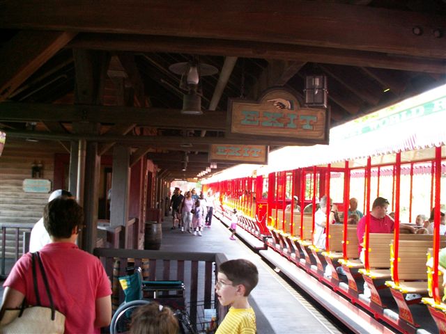 wdw-06-16-07 218 (65K)