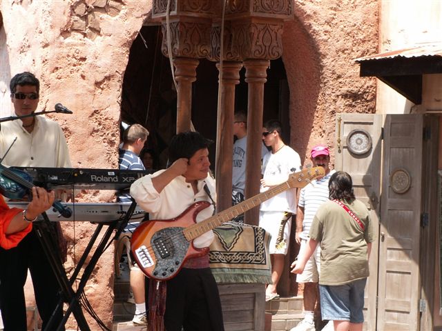 wdw-06-16-07 268 (80K)