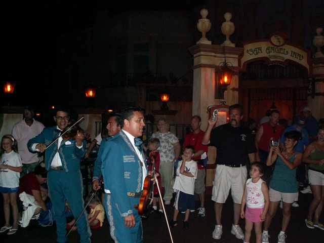 wdw-06-16-07 343 (50K)