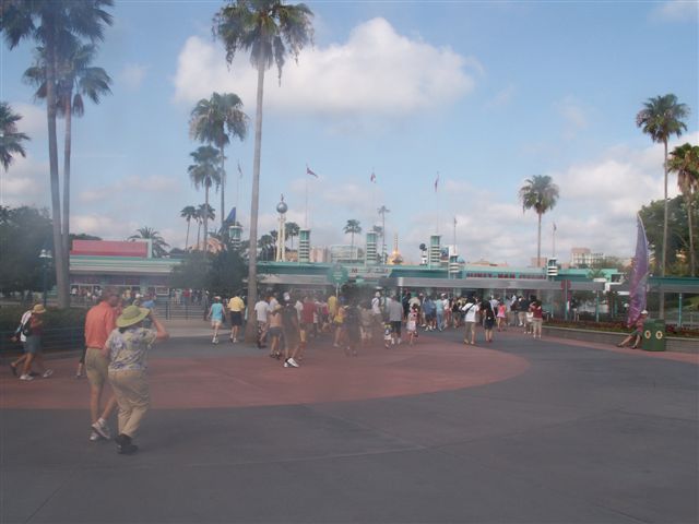 wdw-06-17-07 001 (39K)