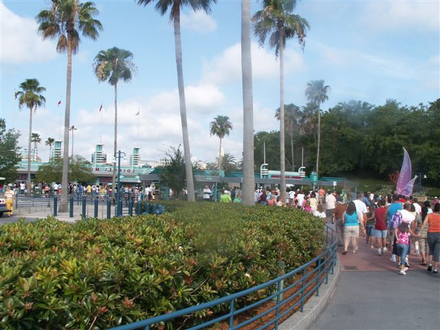 wdw-06-17-07 002 (73K)