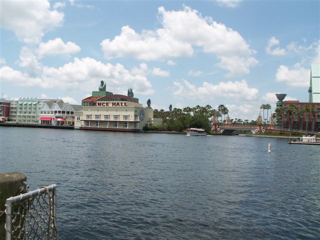 wdw-06-17-07 166 (56K)