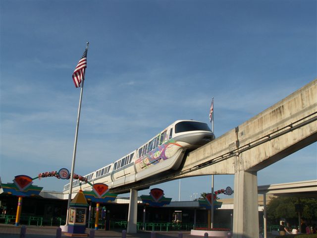 wdw-06-17-07 501 (42K)