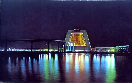 CONTEMPORARY RESORT