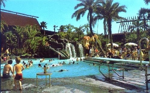 01110211 THE POLYNESIAN VILLAGE