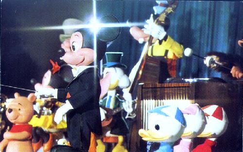 01110235 THE MICKEY MOUSE REVUE